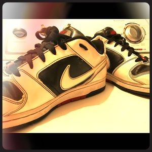 Low top Nike’s